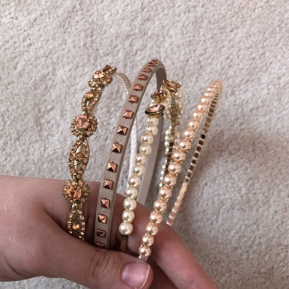 Bundle of 4 Pearl and Jewel Embellished Headbands - Picture 9 of 10